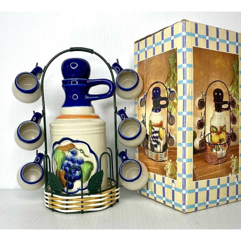 Grape Vine Decanter With 6 Cups and Display Basket FULL SET MINT CONDITION